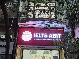 Cho thuê nhà riêng phố nguyên hồng, đống đa. dt 47m2, 4 tầng, 1 tum. ngõ oto. giá 22 triệu(thg)