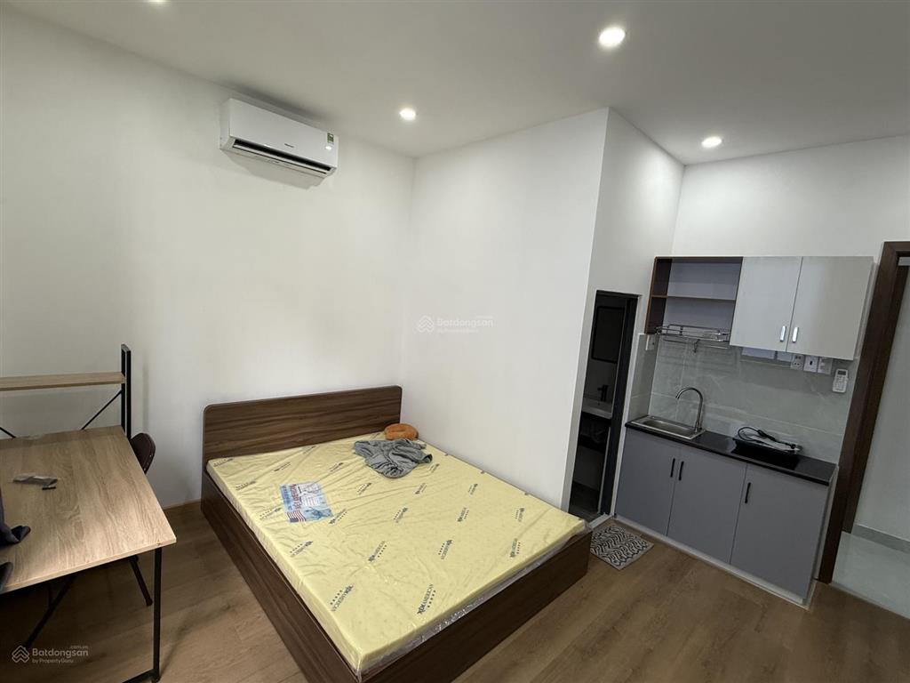 Nhà mới xây 100% full nội thất , không chung chủ