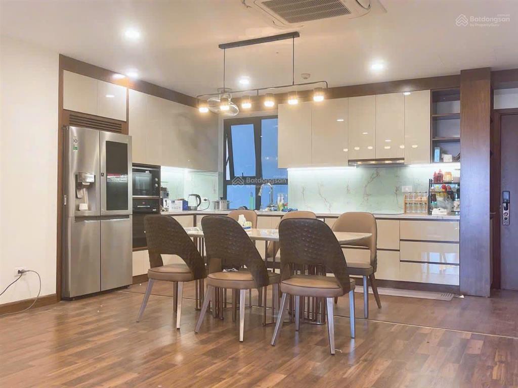 Chính chủ bán căn cc goldmark cityhồ tùng mậu đẳng cấp thượng lưugiá 11,3 tỷ, dt 134,5m2