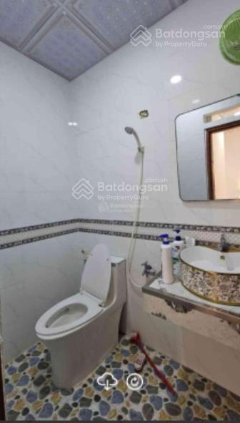 Bán nhà đường cách mạng tháng tám, 63m2, 1trệt 1lầu, 3phòng ngủ, 2wc, phòng khách thoáng mát