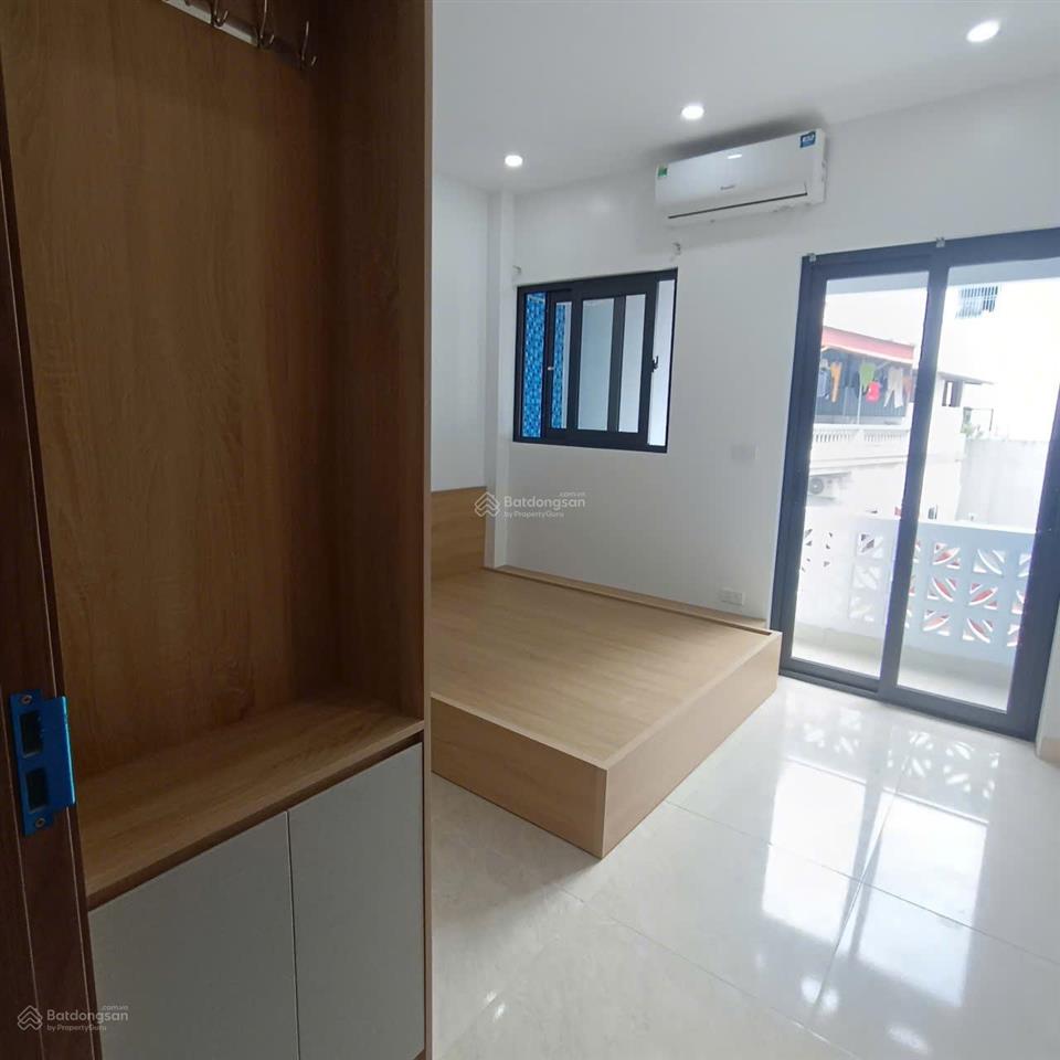 Cho thuê căn hộ gia thụy long biên | 60m2 | 2 phòng ngủ | full nội thất  0941 599 ***