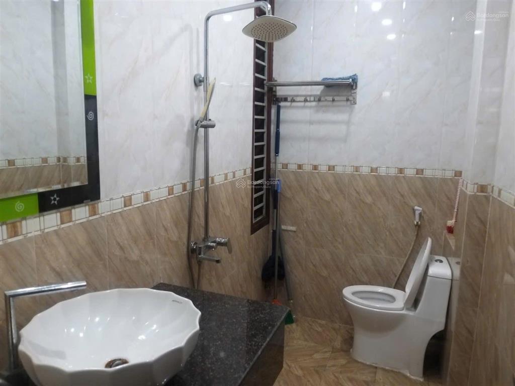 Bán nhà kiêt 3tầng oto né nhau kiêt ông ích khiêm sát biển dt118m giá 11ty8 tl  0935 634 *** an