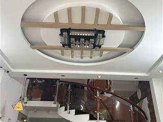 Hót ! cân ban trươc tết nhà 4 tầng đươg bàu hạc  thanh khê tpđn gôm 4pn 4tl gia chi 7t2