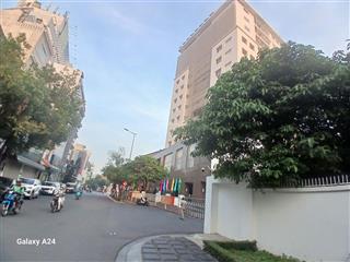 Bán gấp trong tháng  bán nhà mặt tiền nguyễn thị huỳnh 75m² 5 tầng  26.5 tỷ