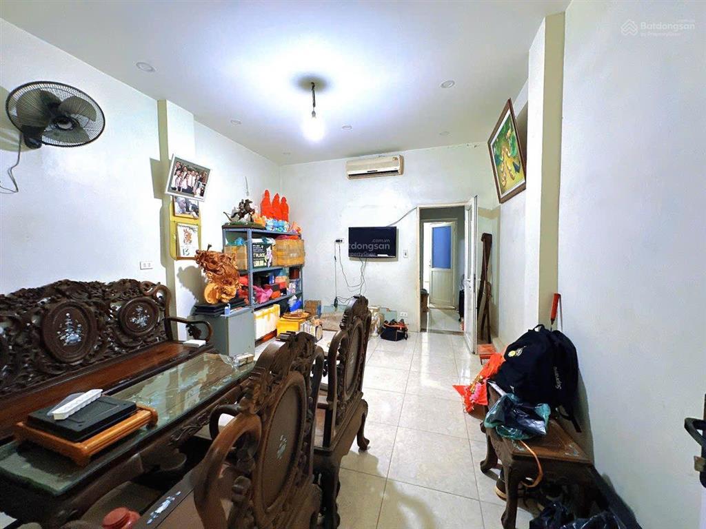 Bán nhà mặt phố hàng thùng hoàn kiếm, hà nội
diện tích 60m
xây dựng 4 tầng
mặt tiền 4,1m