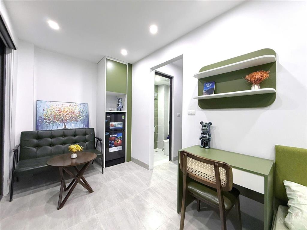 Diện tích 70m2 xây dựng 7 tầng mặt tiền 5,7m công năng 18 phòng khép kín, khai thác cho thuê