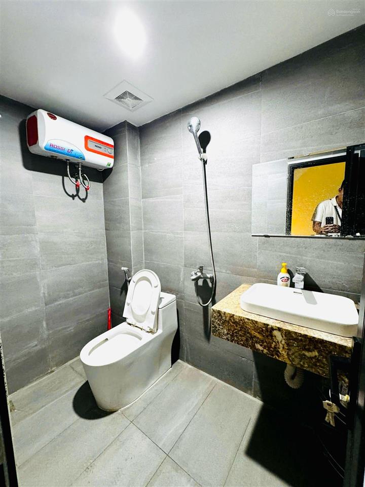Bán nhà lò đúc hai bà trưng hà nội. dt 20m2 4 tầng mt 3,5m giá chào 6,2 tỷ trung tâm quận hbt