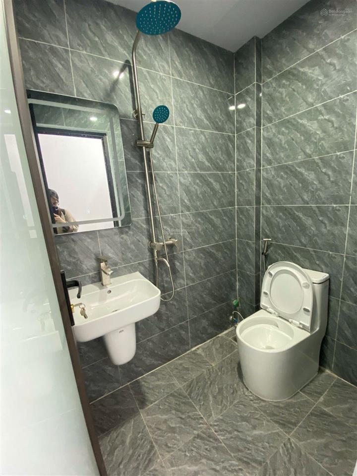 Bán nhà mặt phố triệu việt vương, quận hbt, hà nội.
dt 150m2 9 tầng mt 6,5m giá 188 tỷ