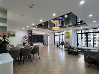 Bán nhanh cặp đập thông 250m2  4 ngủ 4vs  tại royal city  căn vòm, full nội thất  0973 615 ***