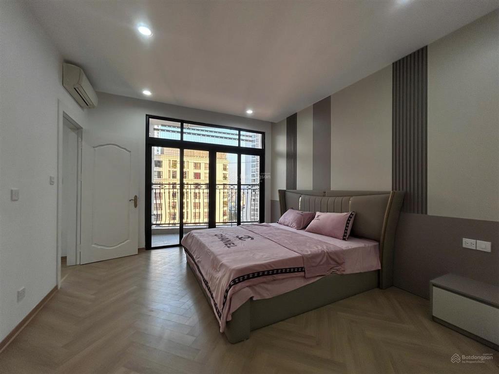 Bán nhanh cặp đập thông 250m2  4 ngủ 4vs  tại royal city  căn vòm, full nội thất  0973 615 ***