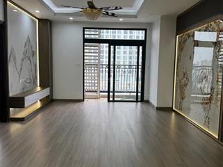 Chính chủ gửi bán nhanh căn hộ 3 phòng ngủ sửa tại royal city. diện tích 104,9m2   0973 615 ***