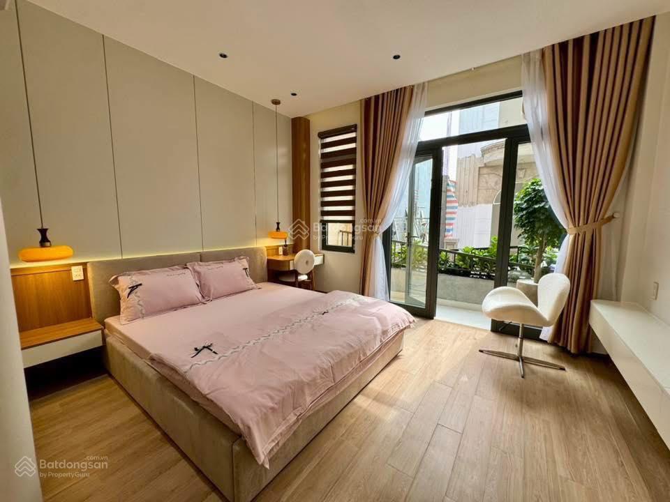 Trần văn quang, tân bình, 30m2, hxh, 3 tầng, 6,5 tỷ