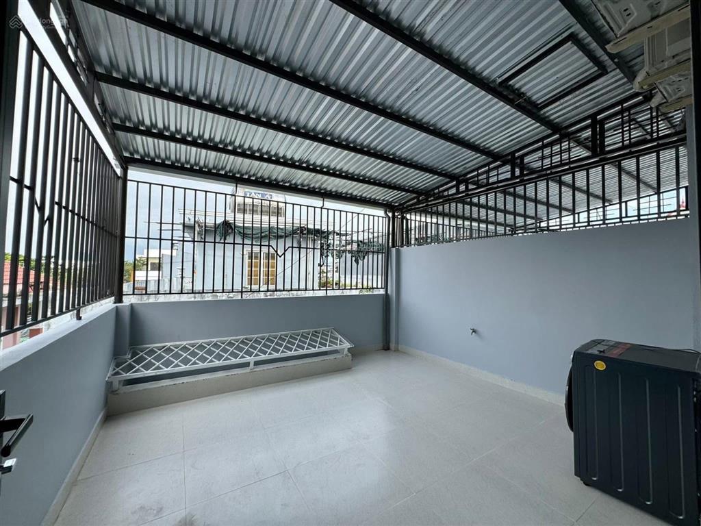 Trần văn quang, tân bình, 30m2, hxh, 3 tầng, 6,5 tỷ