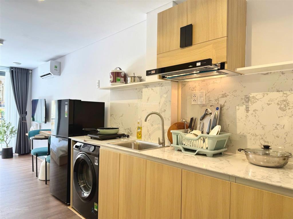 Cho thuê chung cư mini 30m2, ban công view thoáng. tại võ thị sáu, q3, hcm