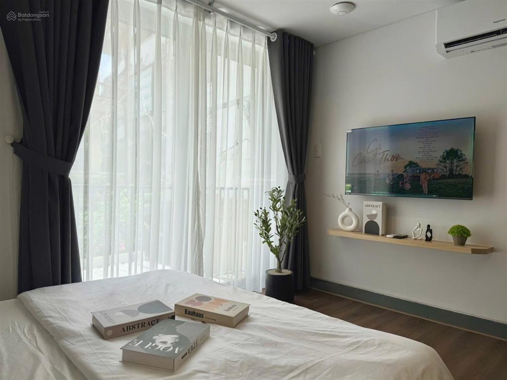 Cho thuê chung cư mini 30m2, ban công view thoáng. tại võ thị sáu, q3, hcm