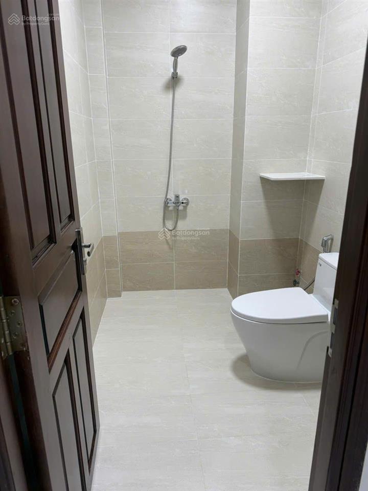 Chính chủ cho thuê nhà nguyên căn 3 tầng (mới xây)  hẻm thông xe tải ra vào thuận tiện