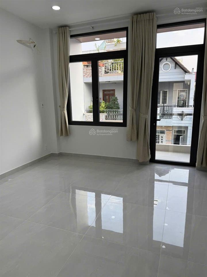 Chính chủ cho thuê nhà nguyên căn 3 tầng (mới xây)  hẻm thông xe tải ra vào thuận tiện