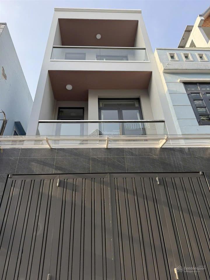 Chính chủ cho thuê nhà nguyên căn 3 tầng (mới xây)  hẻm thông xe tải ra vào thuận tiện