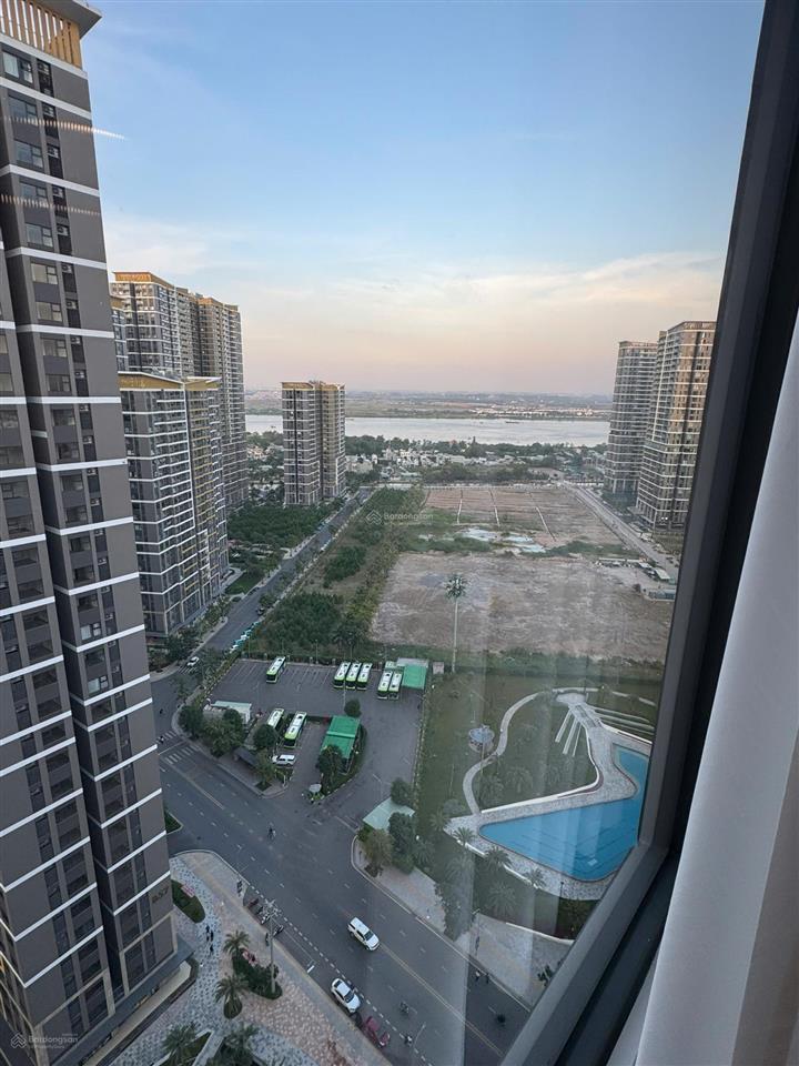 Cho thuê căn hộ studio full nt glory heights chỉ 6.5tr/th