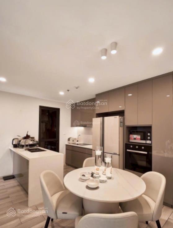 Cho thuê căn hộ 3pn full nt luxury masteri centre point chỉ 28tr/th