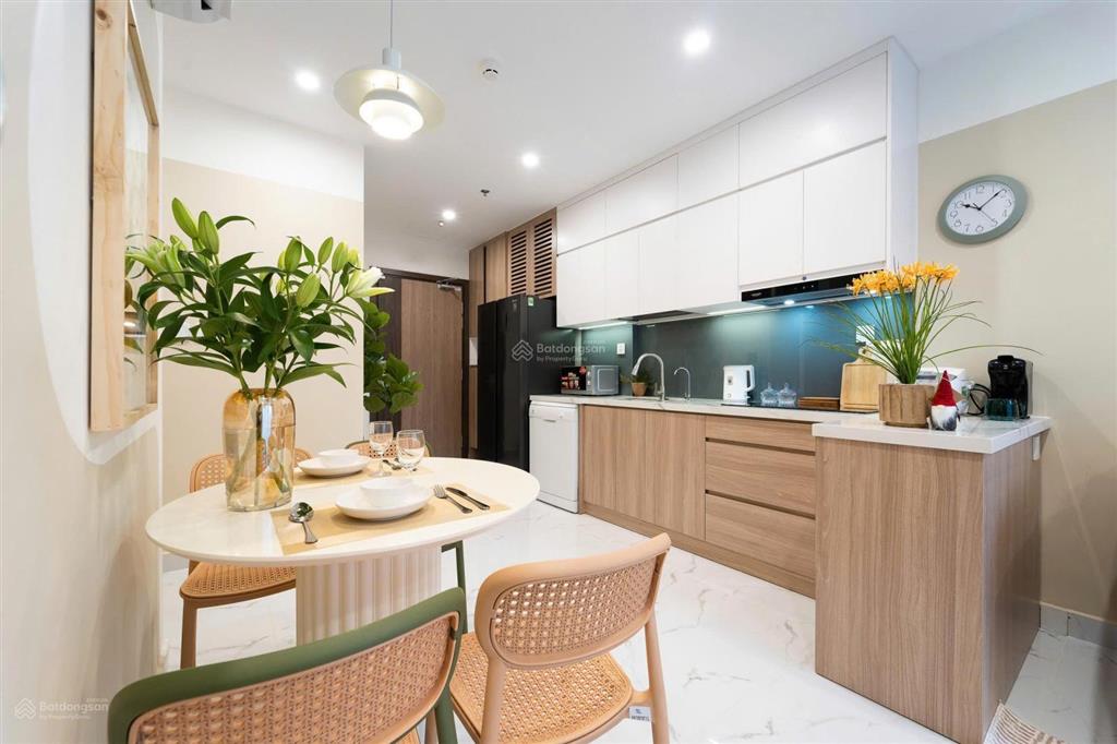 Cho thuê căn hộ 2pn2wc full nt luxury beverly solari chỉ 8.5tr