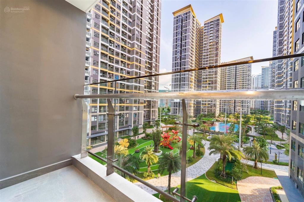 Cho thuê căn hộ 2pn2wc full nt luxury beverly solari chỉ 8.5tr