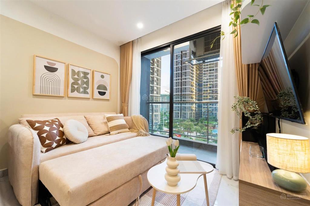 Cho thuê căn hộ 2pn2wc full nt luxury beverly solari chỉ 8.5tr