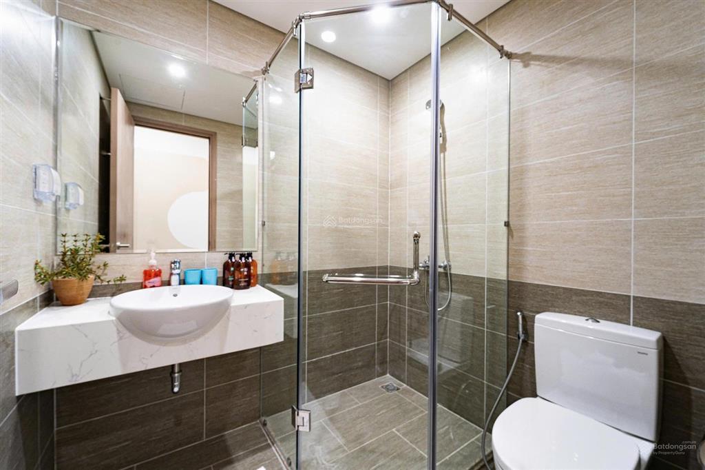 Cho thuê căn hộ 2pn2wc full nt luxury beverly solari chỉ 8.5tr