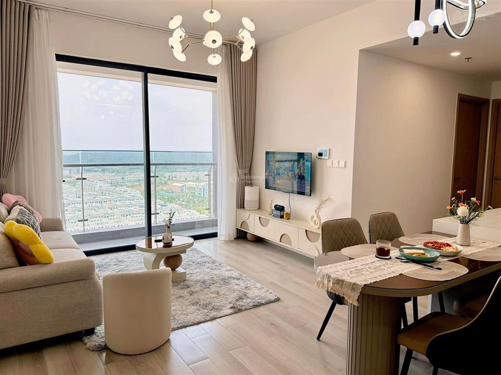 Cho thuê căn hộ 3pn full nt luxury masteri centre point view hoa hậu, giá hấp dẫn 25tr