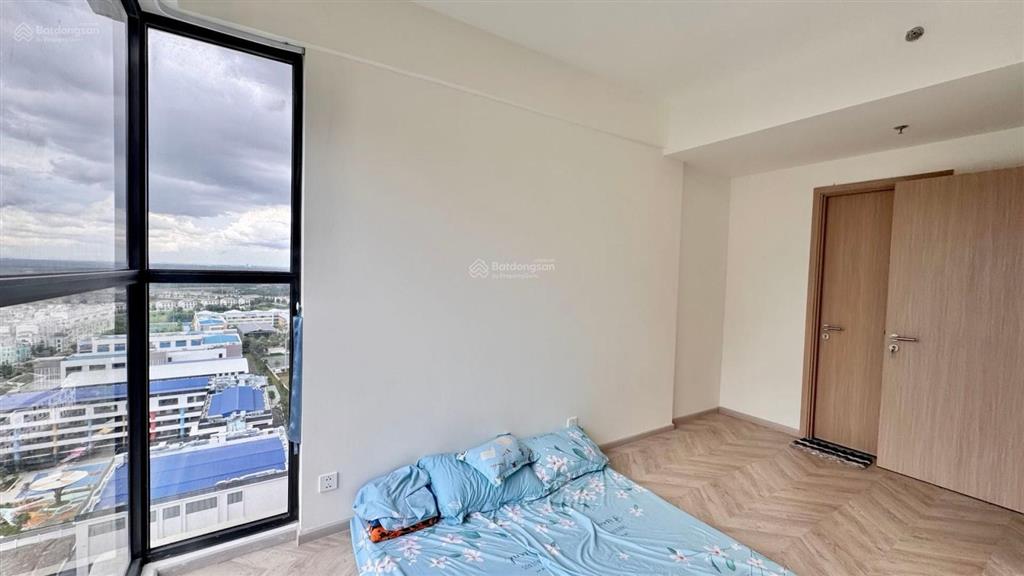 Cho thuê căn hộ 2pn bếp rèm, view hoa hậu lumiere boulevard chỉ 8tr5