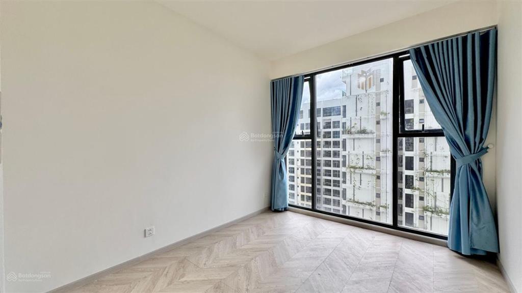 Cho thuê căn hộ 2pn bếp rèm, view hoa hậu lumiere boulevard chỉ 8tr5