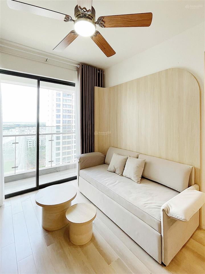 Cần bán căn hộ 2pn2wc masteri centre point ,full nt cao cấp ,view hoa hậu giá 5 tỷ 2 all in