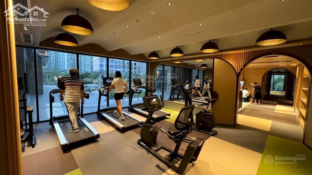 Cần bán căn hộ 2pn2wc masteri centre point ,full nt cao cấp ,view hoa hậu giá 5 tỷ 2 all in