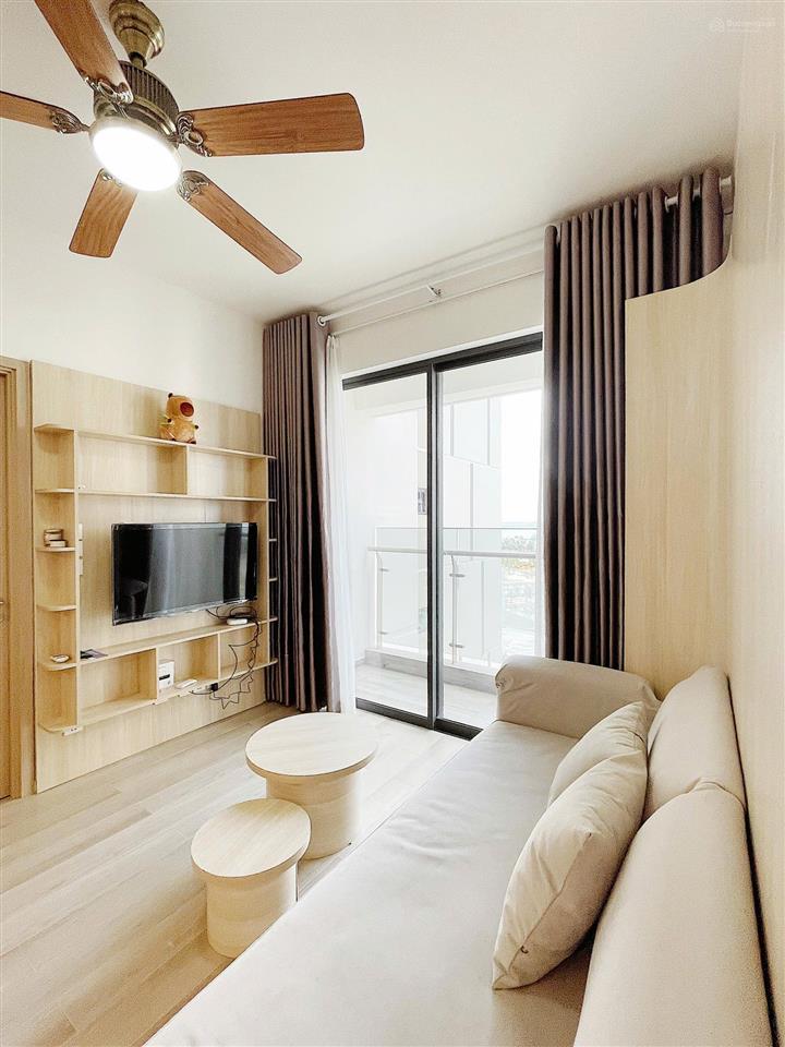 Cần bán căn hộ 2pn2wc masteri centre point ,full nt cao cấp ,view hoa hậu giá 5 tỷ 2 all in
