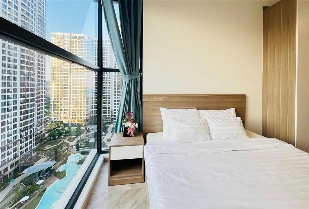 Cho thuê căn 2pn2wc full nt cao cấp, decor nhẹ nhàng masteri centre point giá chỉ 11tr