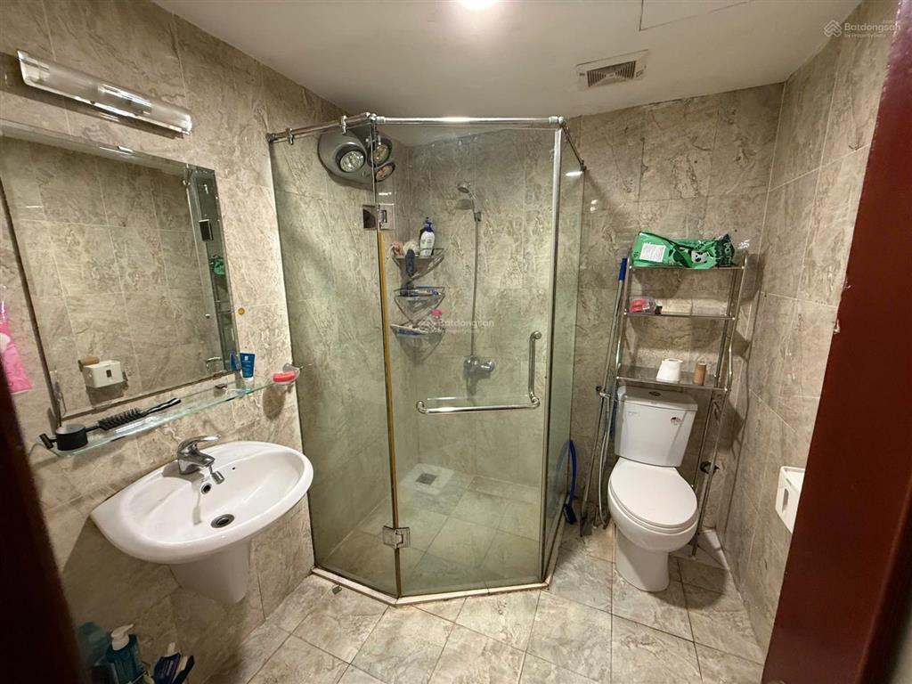 Bán căn hộ 3 phòng ngủ view hồ đẹp chung cư a1 vinaconex 1, 289 khuất duy tiến