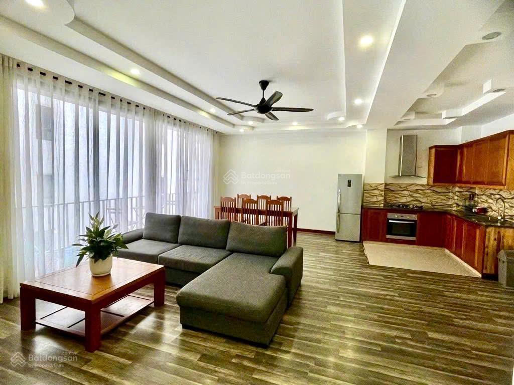 Chính chủ thiện chí gửi bán toà apartment 9 tầng dòng tiền ~2tỷ/năm. view hồ tây đẳng cấp
