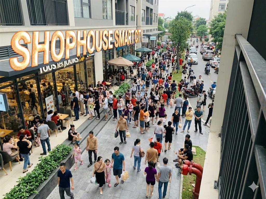 Lãi 800tr/năm khi đầu tư shop mặt sảnh 63m2 vinhomessmart city  vốn 3tỷ  sổ đỏ