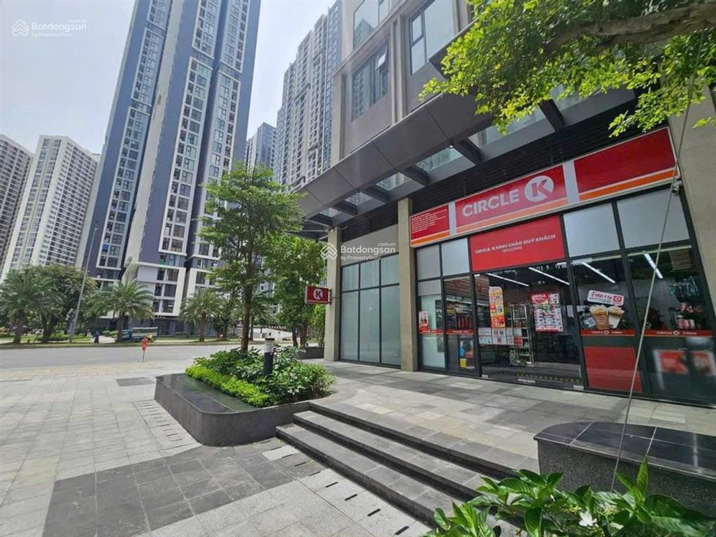 Lãi 800tr/năm khi đầu tư shop mặt sảnh 63m2 vinhomes smart cityvốn 3tỷsổ đỏ