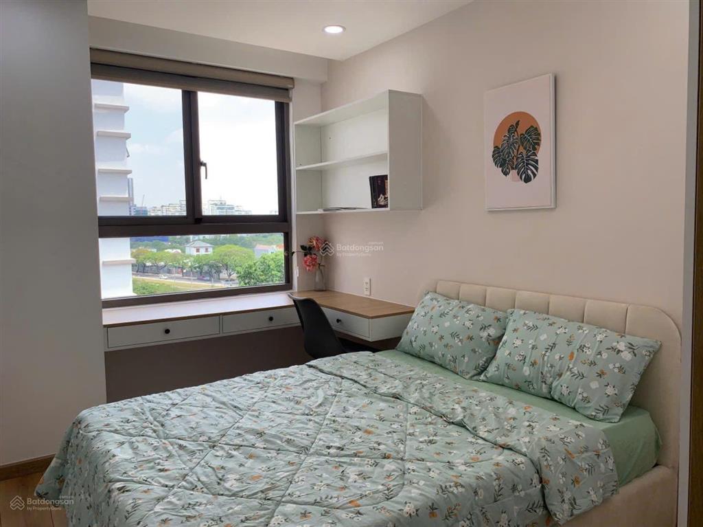 Bán căn hộ 3pn, 2wc, 100m2 tại saigon south residences, 8,2 tỷ vnd,m. đang có sẵn hđt 35 triệu