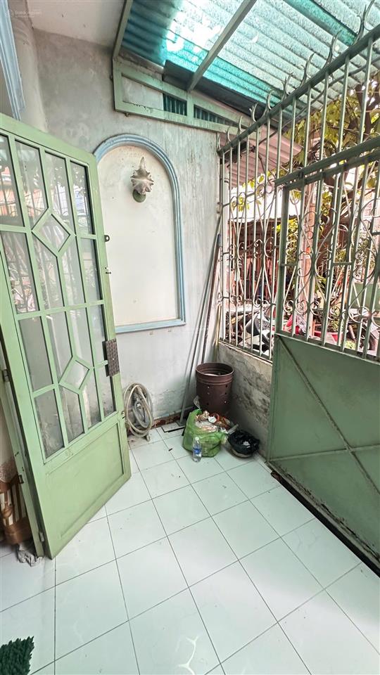 Bán nhà q8 hẻm xe hơi 5m, 2pn 2wc, khu dân cư hiện hữu, vào ở ngay