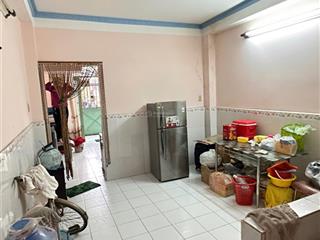 Bán nhà q8 hẻm xe hơi 5m, 2pn 2wc, khu dân cư hiện hữu, vào ở ngay