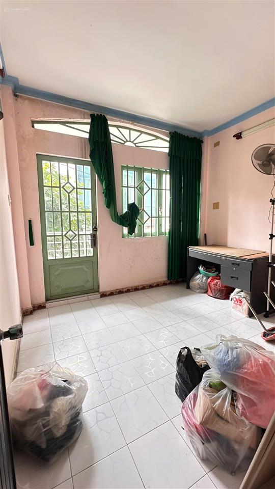 Bán nhà q8 hẻm xe hơi 5m, 2pn 2wc, khu dân cư hiện hữu, vào ở ngay