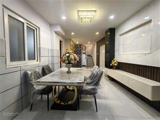 Nhà ngộp trung tâm quận 10 full nội thất