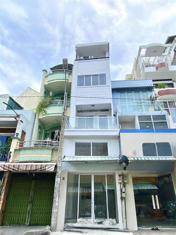 Mặt tiền q10 công nhận 30m2 chỉ nhỉnh 9 tỷ