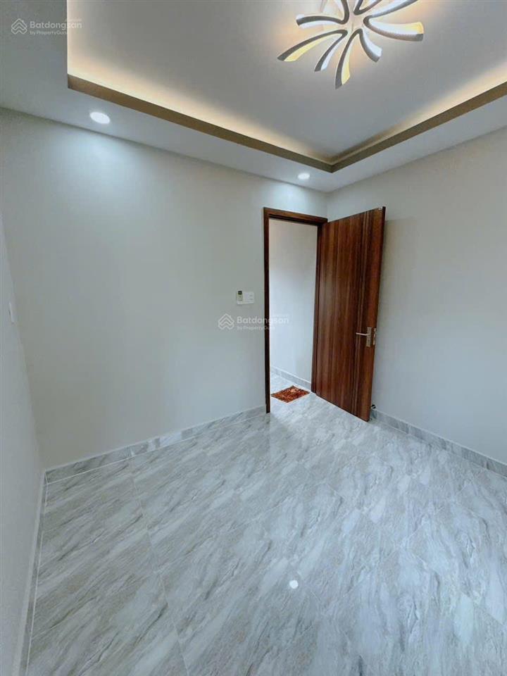 Mặt tiền quận 3 chỉ 4 tỷ nhà mới full nội thất