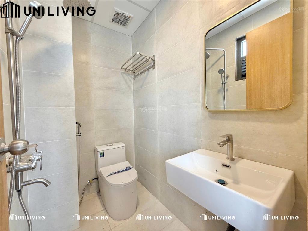 Cho thuê studio ban công full nội thất mới xây gần suối tiên, làng đại học