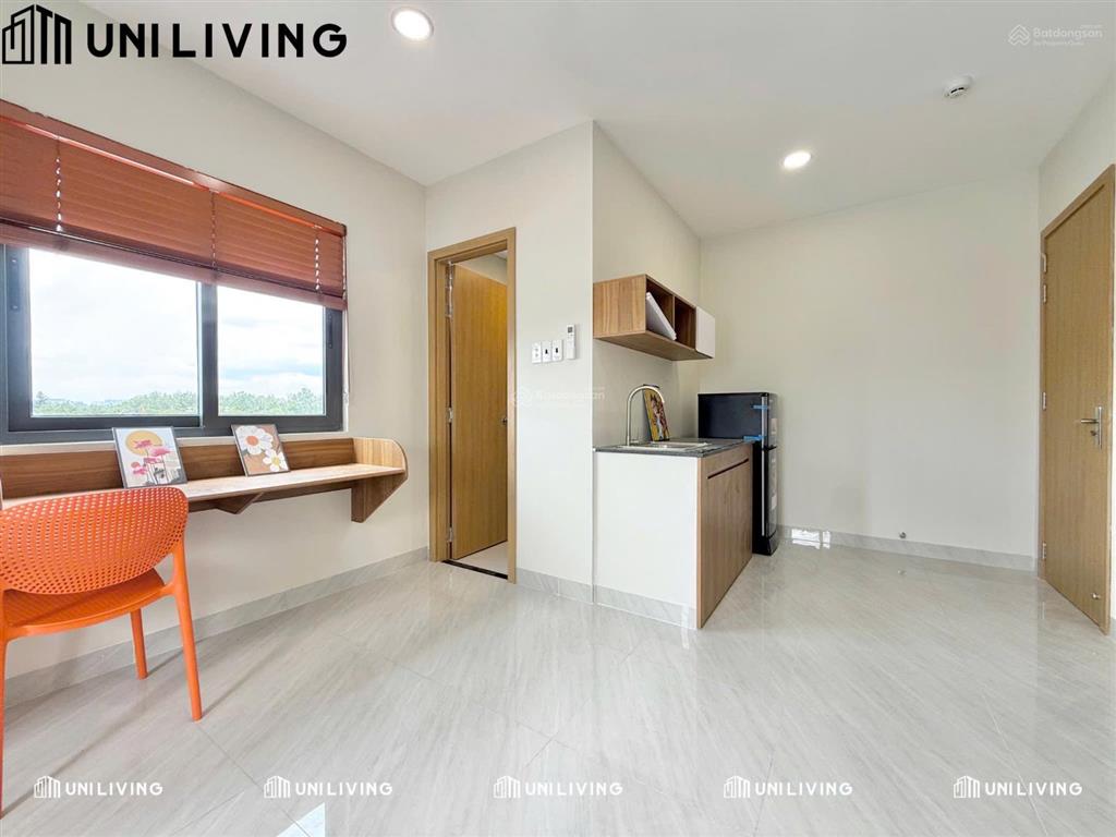 Cho thuê studio ban công full nội thất mới xây gần suối tiên, làng đại học