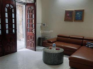 Bán nhà phố xốm 40m2  mt 5m, ngõ ba gác  đường thông  giá 5.2tỷ