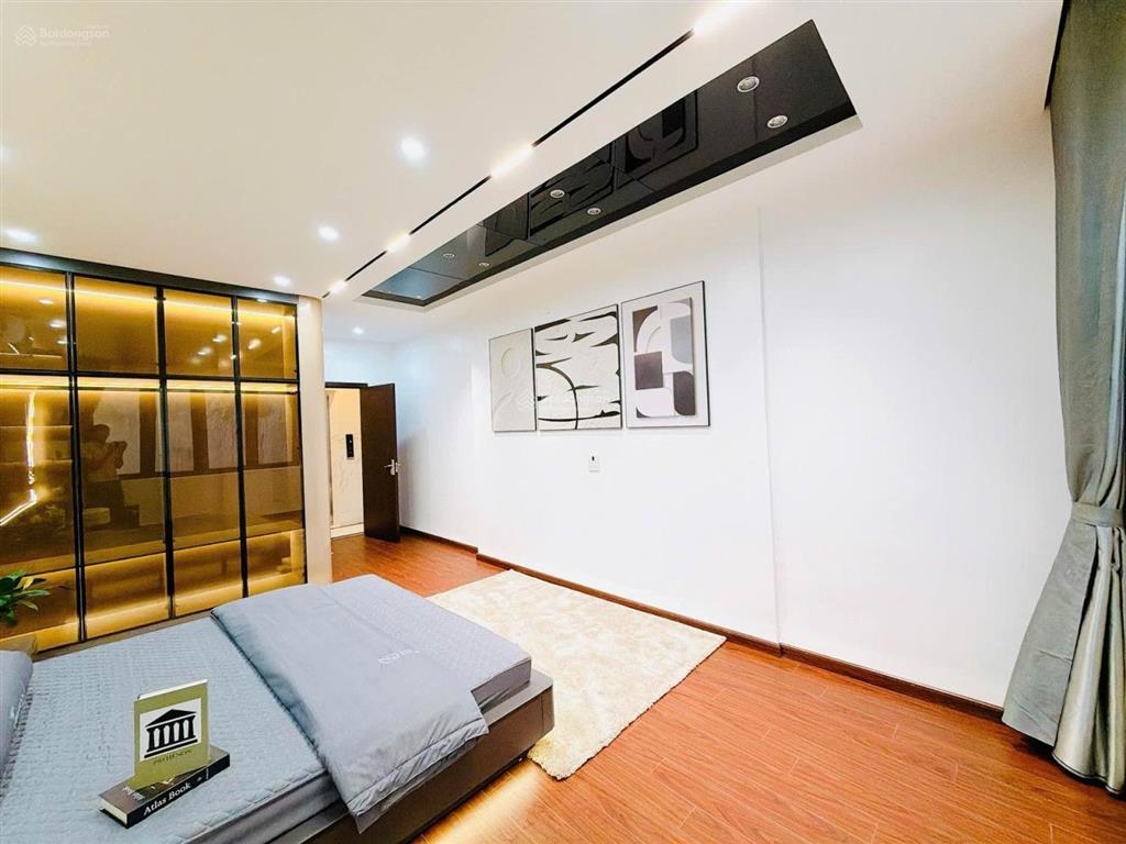 Siêu hiếm văn quán  40m² * 5 tầng * mt 4,2m  ô tô qua nhà  thang máy  giá chào 9 tỷ (có tl)
